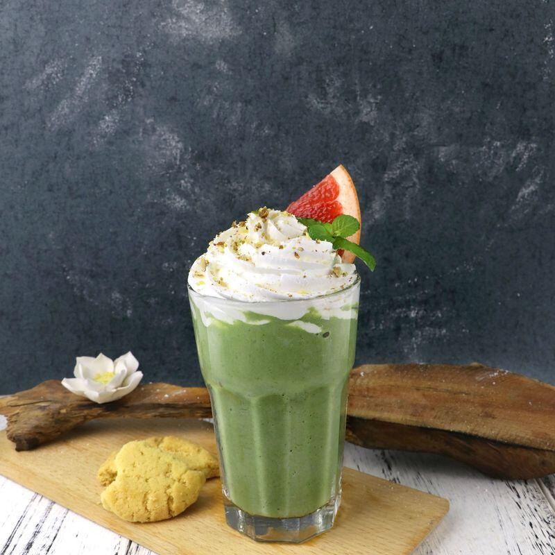 Pure Matcha Smoothis